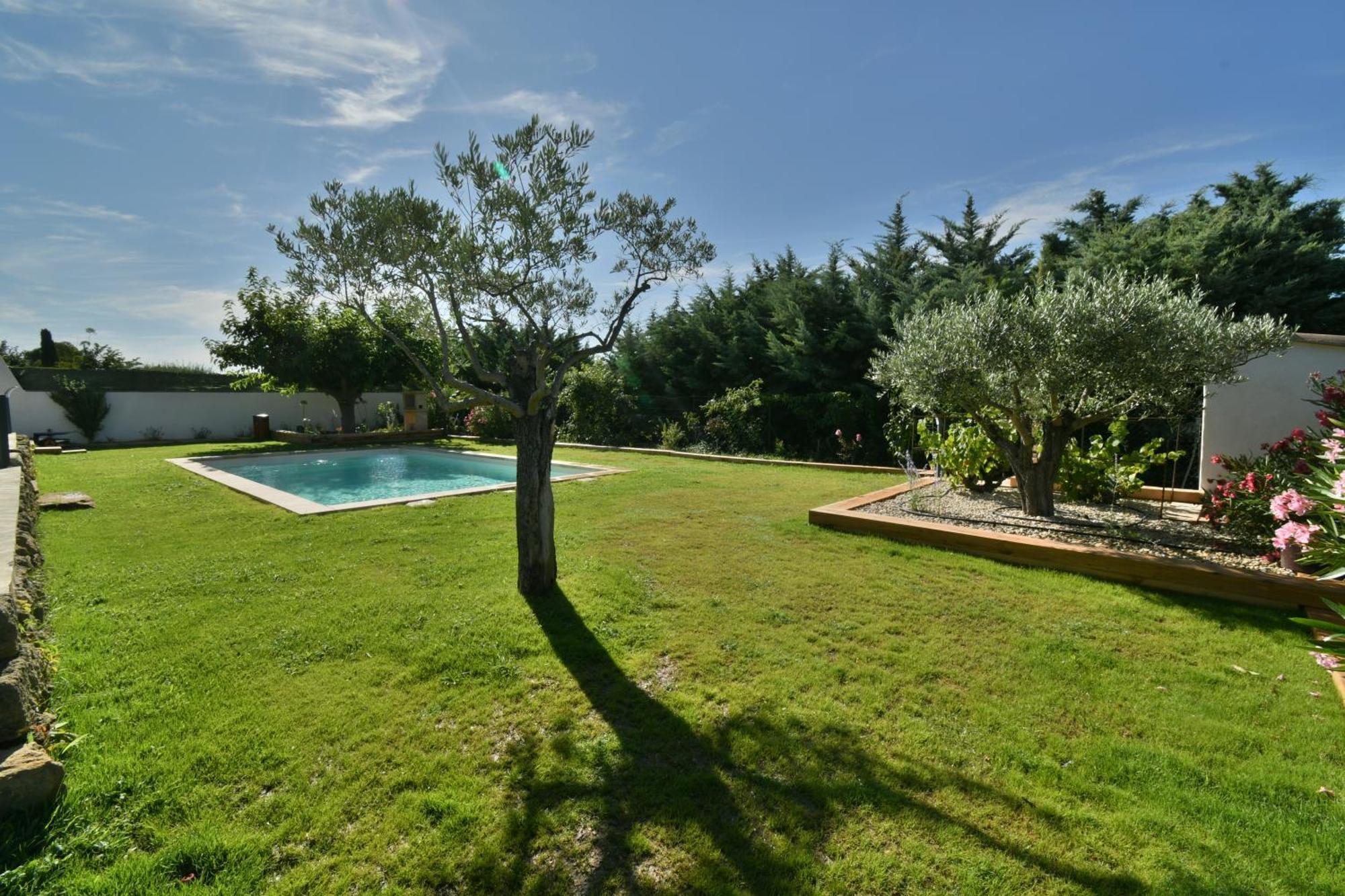 Une Nuit En Luberon Puyvert Ngoại thất bức ảnh